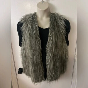 Faux Fur Gray Vest Size XL by Pink Republic #1161